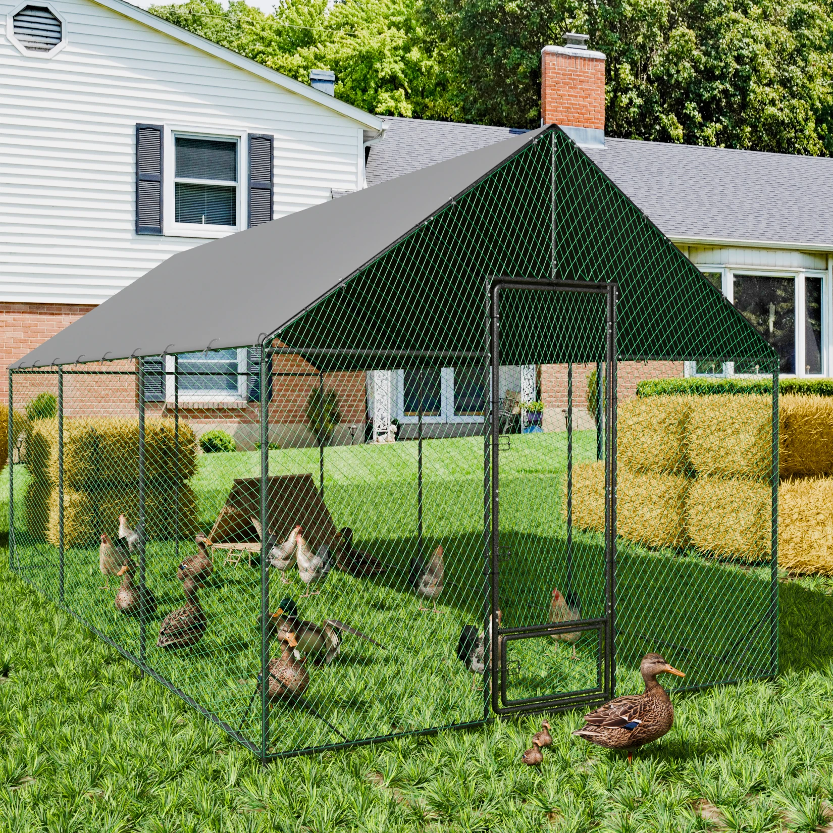 Spacious Outdoor Chicken Coop - Image 1